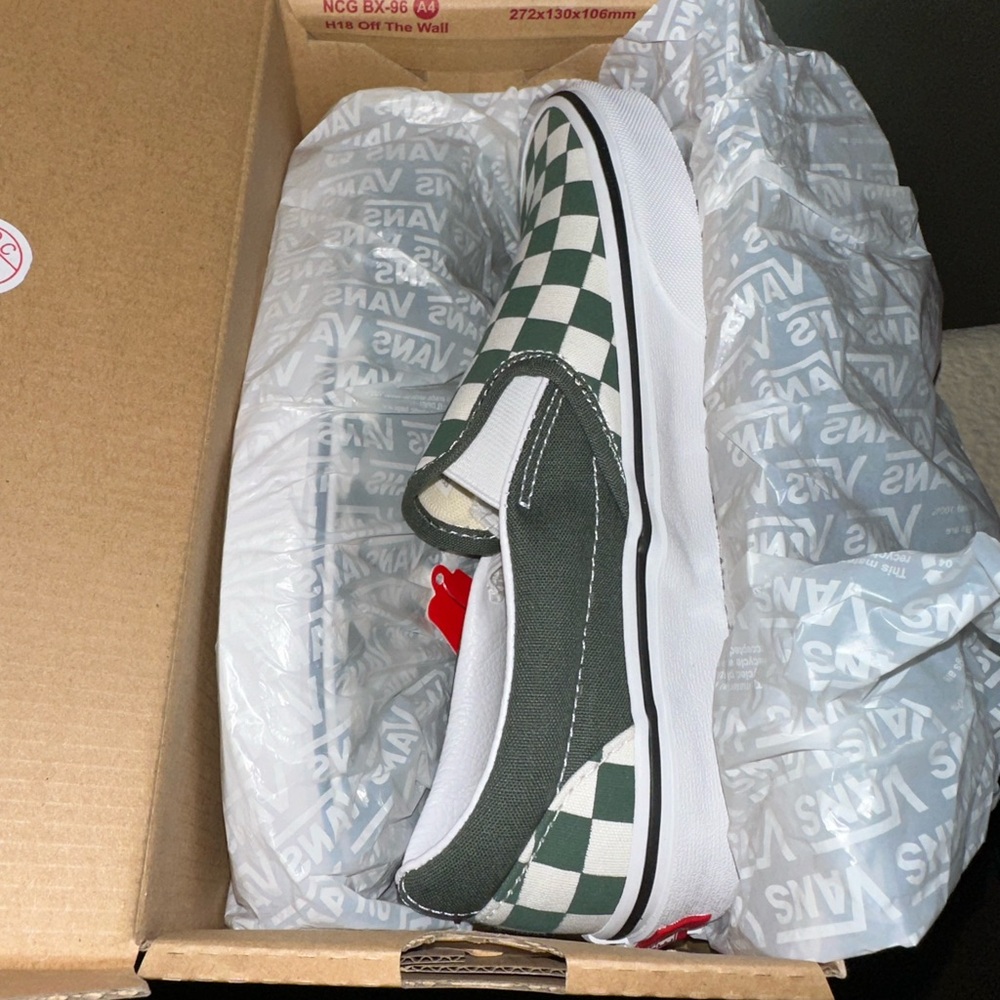 Vans size 5 mens, 6.5 womens. Checkerboard white & thyme (a dark olive green)NWB